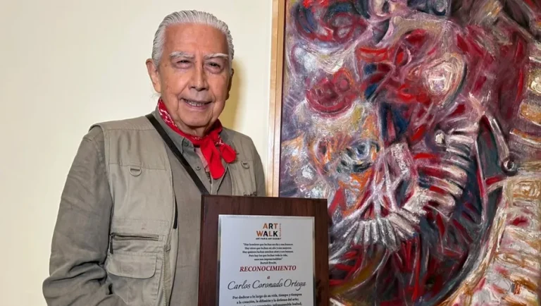 Artwalk Rosarito reconoce la trayectoria de Carlos Coronado