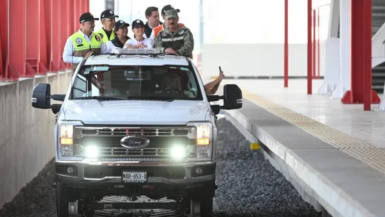 Claudia Sheinbaum supervisa obra del tren CdMx-AIFA-Pachuca