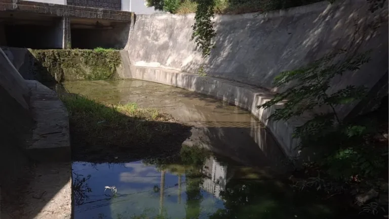 Conagua inspecciona arroyo El Capitán en San Pedro; descarta presunta contaminación