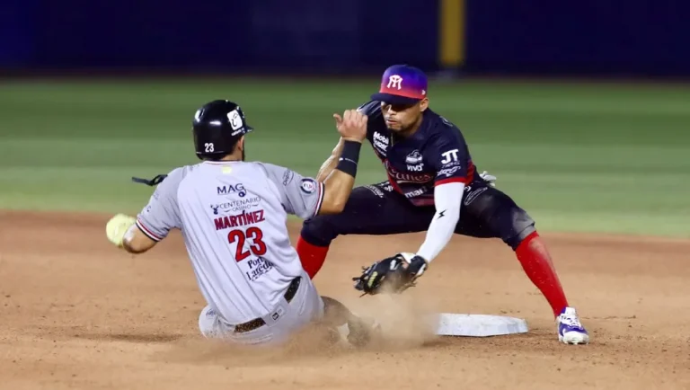 Tecolotes de los Dos Laredos vencen a Sultanes de Monterrey y se quedan con la serie