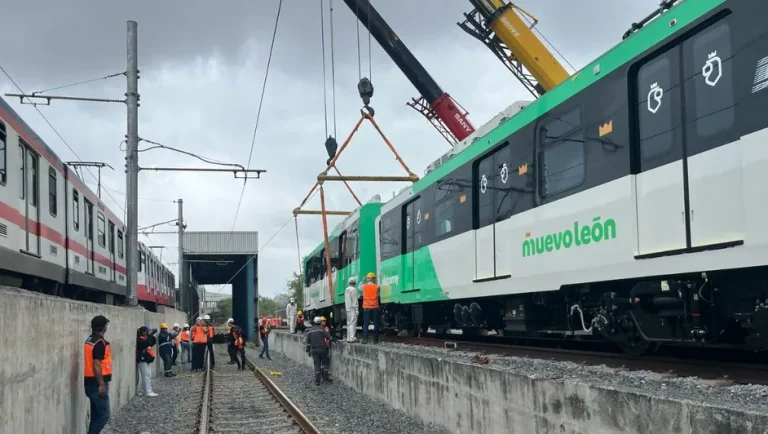 Arriban a Nuevo León tres nuevos trenes para la Línea 1 del Metro