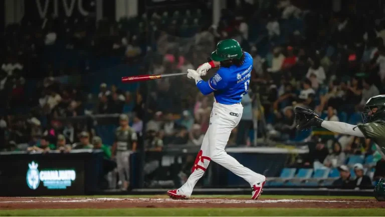 Bravos de León empatan serie ante Olmecas con actuación histórica de Jimmy Kerrigan