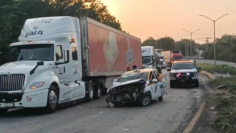 Registran choque múltiple en la Carretera Nacional, en Montemorelos; deja varios lesionados