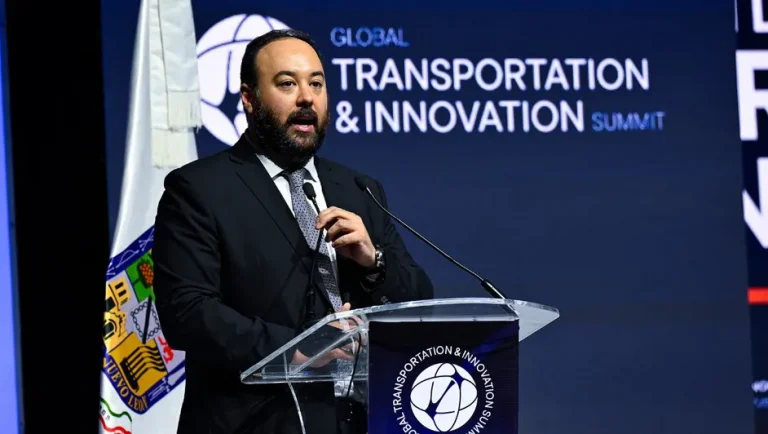 Nuevo León en la mira de empresas fabricantes de robots humanoides