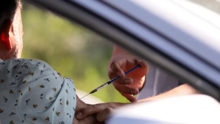 Nuevo León lidera casos positivos de covid-19 en México