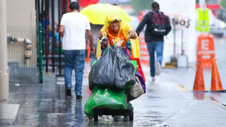 Pronostican lluvias y clima cálido para este miércoles en Monterrey
