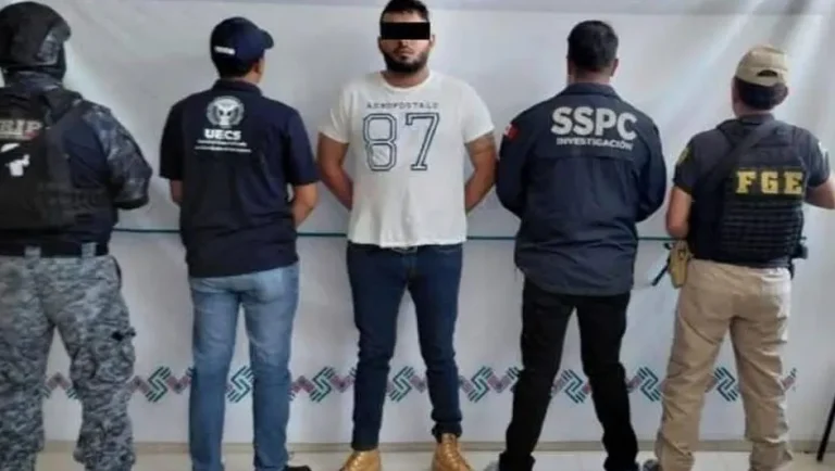 Trasladan a presunto líder del CJNG, a Coatzacoalcos, Veracruz, después de ser detenido en Chiapas