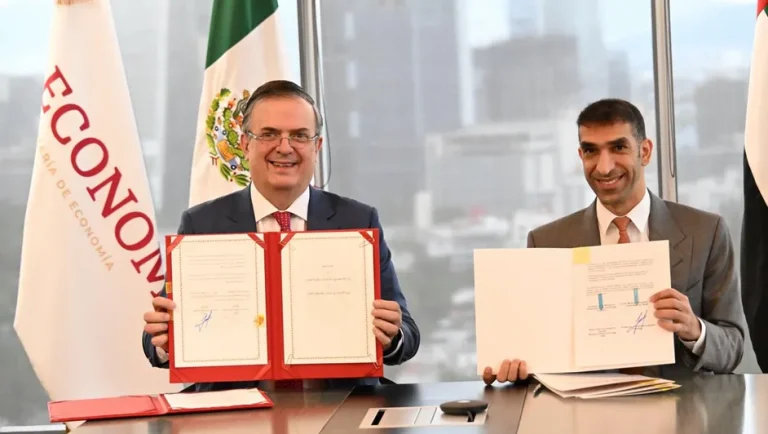 México y EAU signan memorándum; se espera tratado comercial antes de terminar 2025