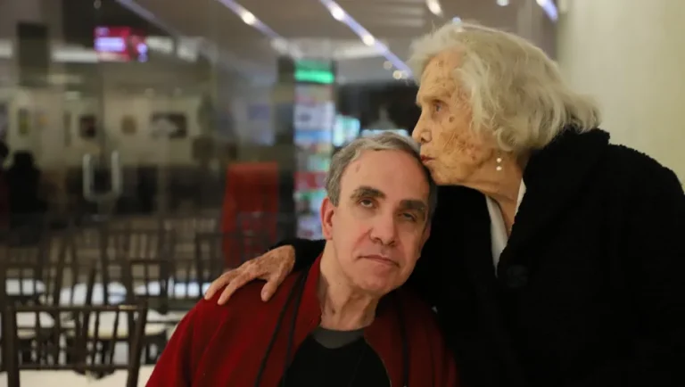 Elena Poniatowska y Diego Lamas presentan ‘Historia de una amistad’ en el Centro Libanés