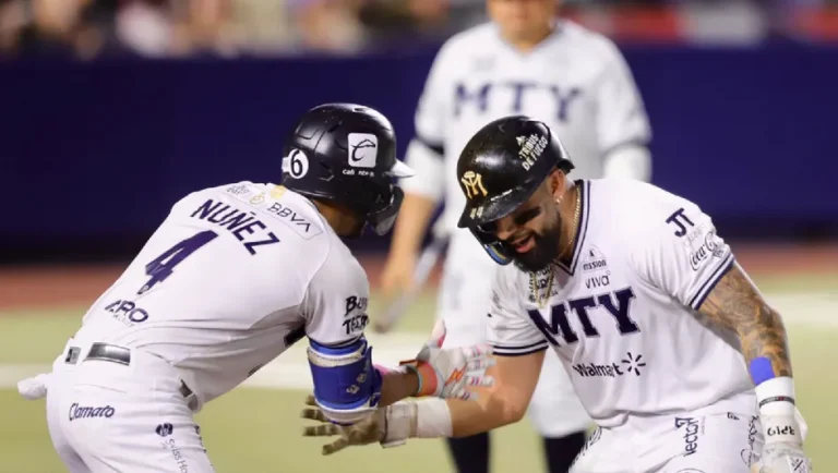 Sultanes de Monterrey derrotan a Caliente de Durango y completan barrida