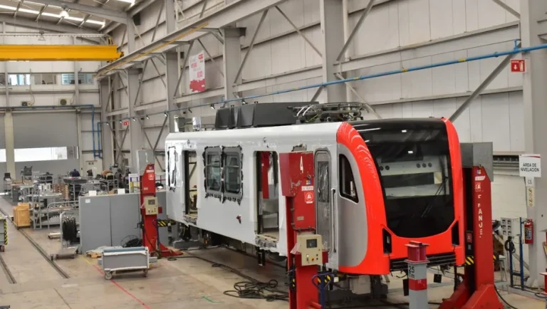 CAF recibe distintivo ‘Hecho en México’ por producción ferroviaria nacional