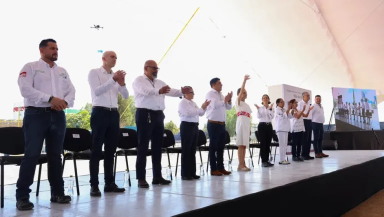 Claudia Sheinbaum asegura que CFE crecerá con 60 nuevas plantas