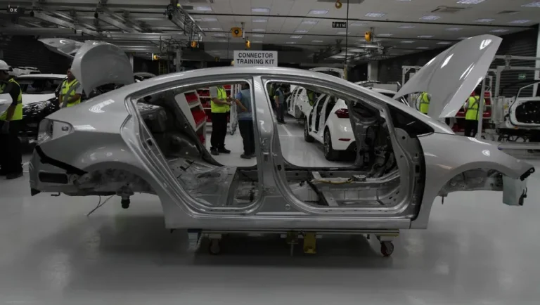 Subsectores de Nuevo León aseguran compensar exportación de autos