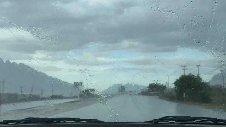 Se reportan lluvias intensas en Santa Catarina; llaman a extremar precauciones