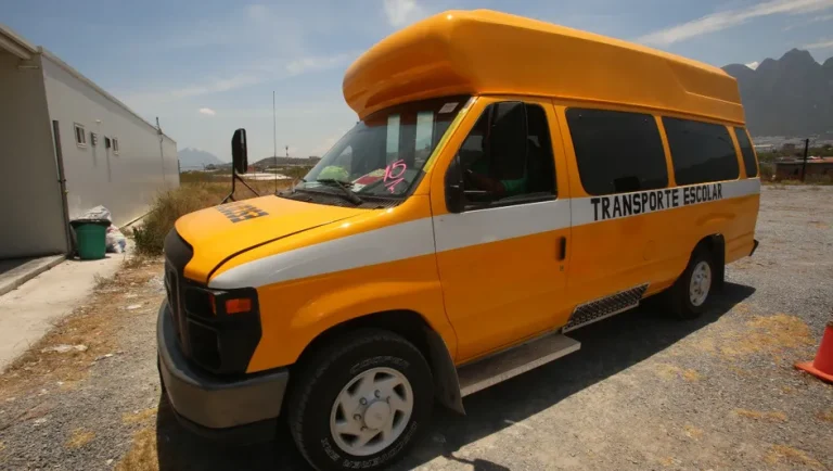 Padres de familia se oponen a la obligatoriedad del transporte escolar