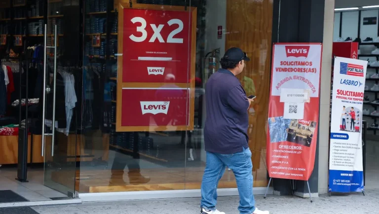 Bajan ingresos de comerciantes en último trimestre, reporta Canaco