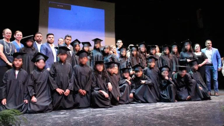  José Juan, ‘el profe’ que devuelve la esperanza a niños huérfanos por la violencia