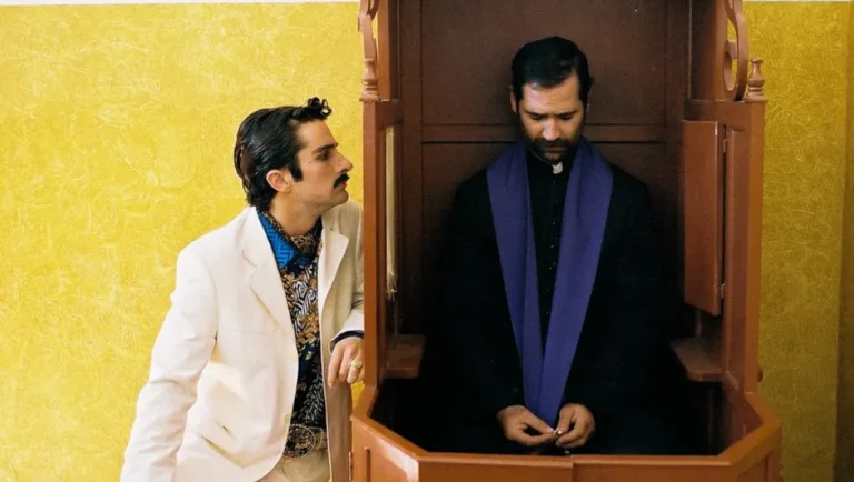 Santiago Mohan estrena ‘El buen salvaje’: una película de estereotipos y risas incómodas