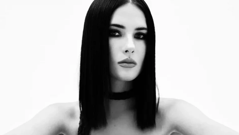 Serena Creciente presenta la exposición «Delirio óseo» en El Cuarto de Máquinas