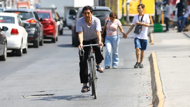 Prevén un jueves soleado y bochornoso en Monterrey y su área metropolitana