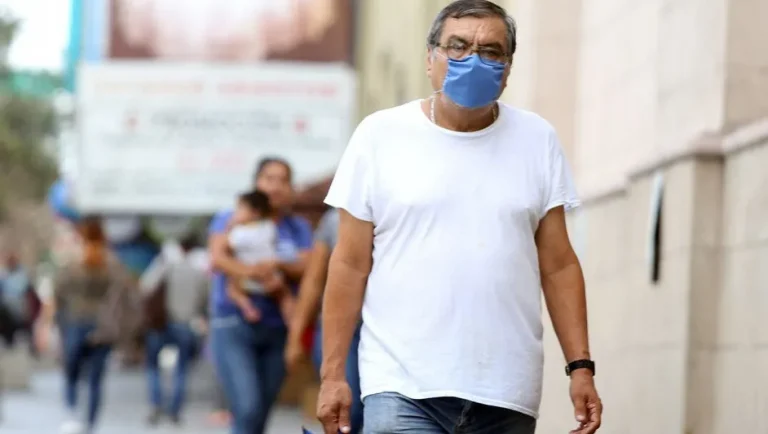 Nuevo León lidera casos de covid-19 en México durante la semana 25