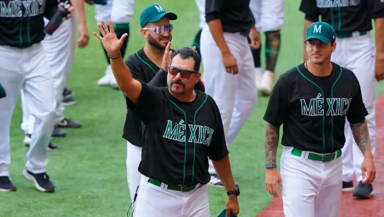 Benjamín Gil se reencuentra con Sultanes en los playoffs de la LMB