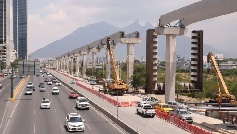 Reabrirán carriles exprés de Constitución por regreso a clases