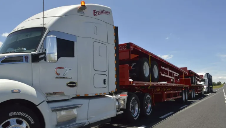 Cae más de 50% la producción, exportación y venta de vehículos pesados en México