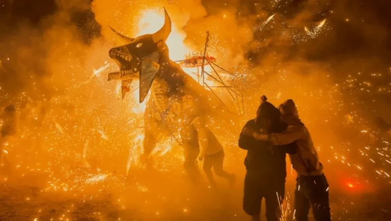 Iván Macías expone la dualidad de la fe y el fuego en Tultepec