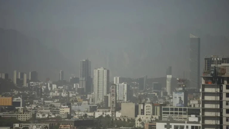 IP urge a Gobierno de NL medidas preventivas ante mala calidad del aire