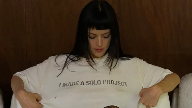 María Zardoya, vocalista de la banda The Marías, anuncia proyecto como solista