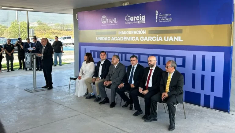 Inaugura UANL la Unidad Académica García para preparatoria y facultad
