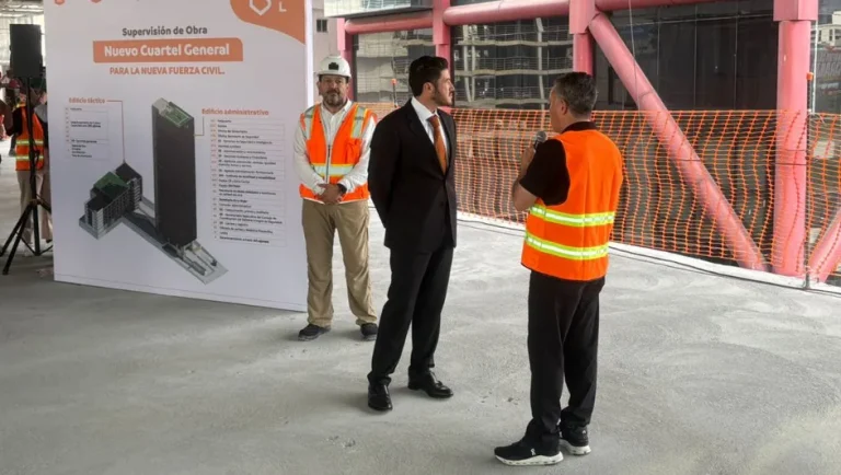 Gobernador de NL supervisa obras del nuevo cuartel de Fuerza Civil