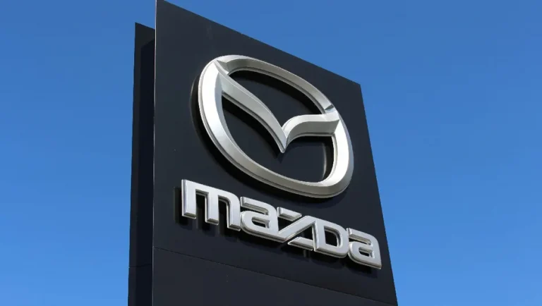 Profeco y Mazda emiten alerta por falla detectada en estos vehículos