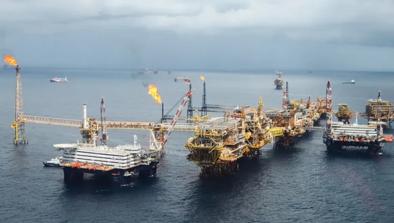 Proyectan un crecimiento del 20.3% en los ingresos petroleros para 2026