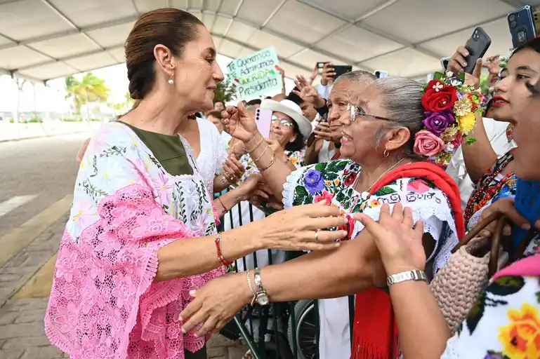 Sheinbaum reúne a 156 mil personas en recorrido histórico por el sur del país