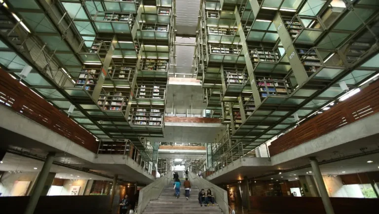 ‘Acto del peso’ llega a la Biblioteca Vasconcelos 