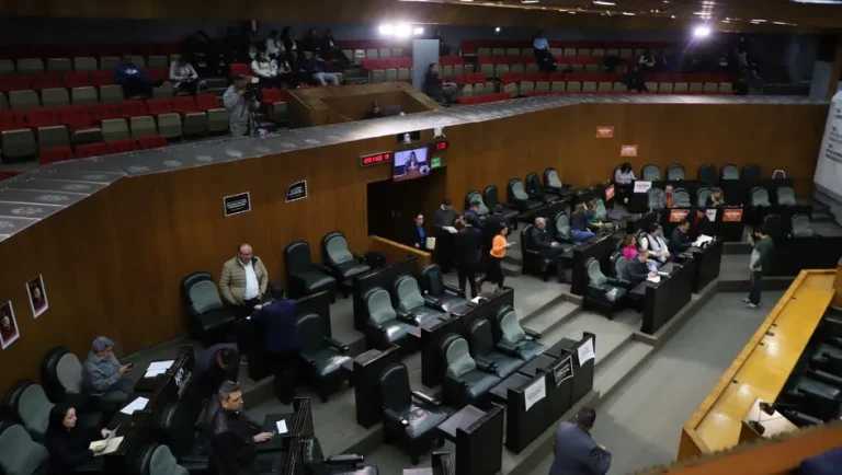 Congreso fija el 15 de octubre como fecha límite para Informe de Samuel García