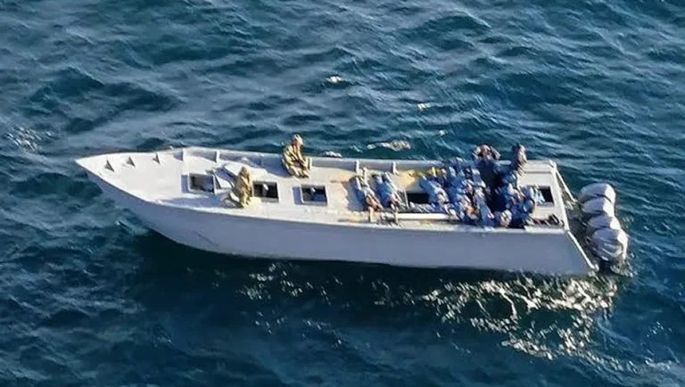 EU intensifica ataques en el Caribe y Pacífico; reportan 61 muertos en dos meses