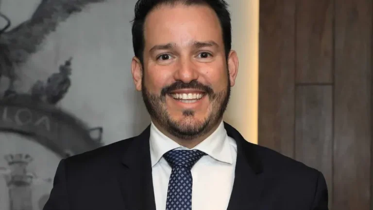 Renuncia Ricardo Velarde como secretario de Economía en Sinaloa