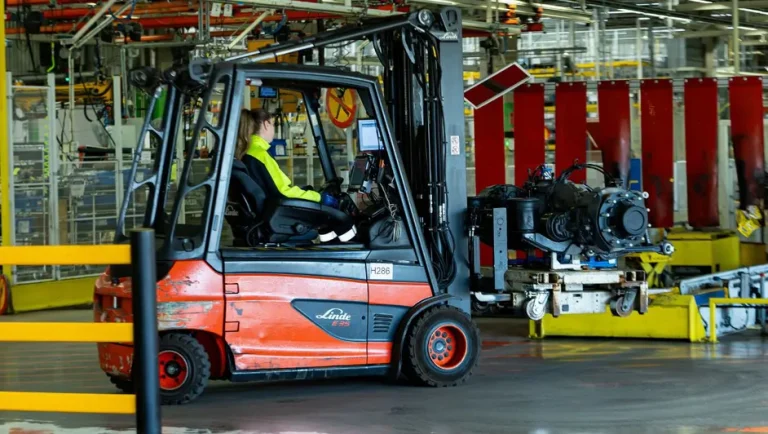 Sector manufacturero sigue débil en Nuevo León, señala Caintra