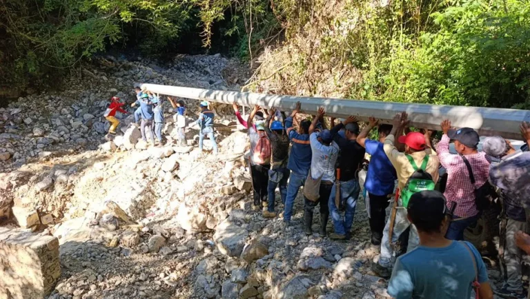 CFE informa recuperación total del suministro eléctrico en zonas impactadas por las lluvias