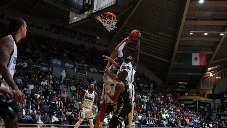 Panteras se impone a Fuerza Regia; Final de Zona Norte regresa a Monterrey