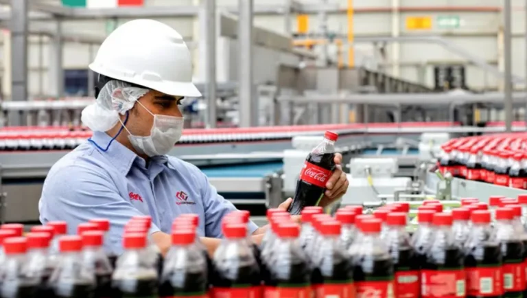 Arca Continental reporta aumento en ventas netas durante el tercer trimestre de 2025