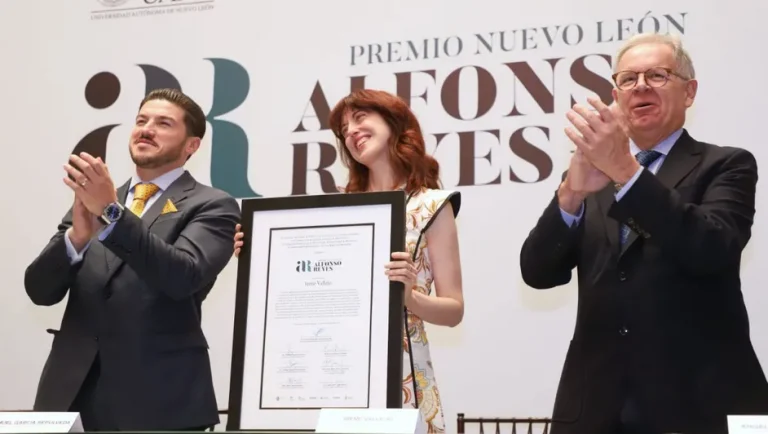 Irene Vallejo, galardonada con el Premio Nuevo León Alfonso Reyes por su contribución a la literatura en español