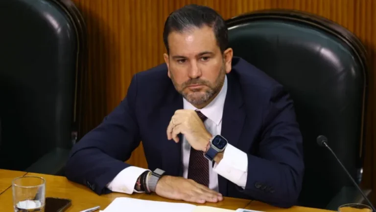 Secretaría de Medio Ambiente afirma que recursos del impuesto verde se destinan a nuevas líneas del Metro