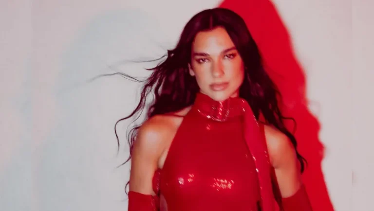 Dua Lipa canta ‘Amor prohibido’ en su último concierto en México