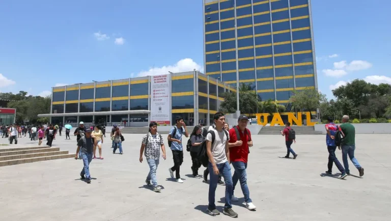 Zona de la UANL presentó contaminación elevada durante casi un tercio del año