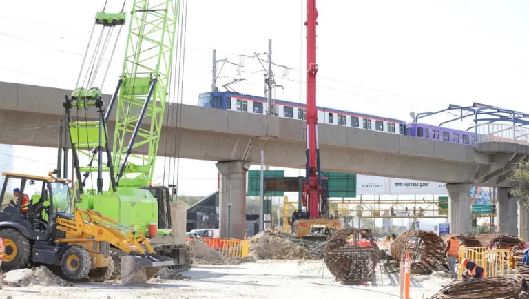 Hernán Villarreal descarta freno a obras del Metro por tema presupuestal
