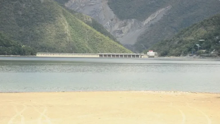 Sheinbaum afirma que gobernadores avalaron apertura de El Cuchillo para pago de agua a EU